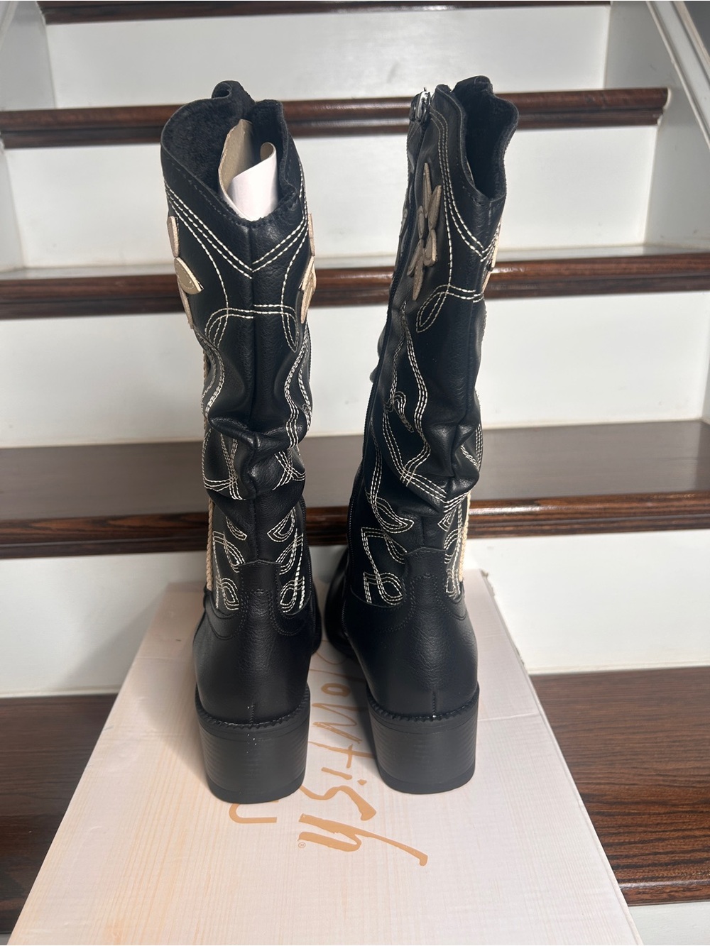 Black Western Knee-High Boots with Cream Floral Appliqué - Picture 15 of 15